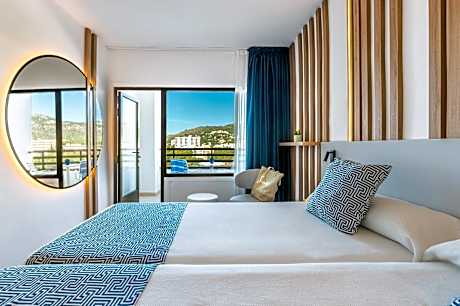 Twin Room with Side Sea View