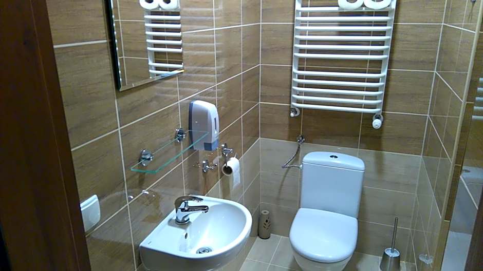 Schronisko Młodzieżowe PTSM Matecznik