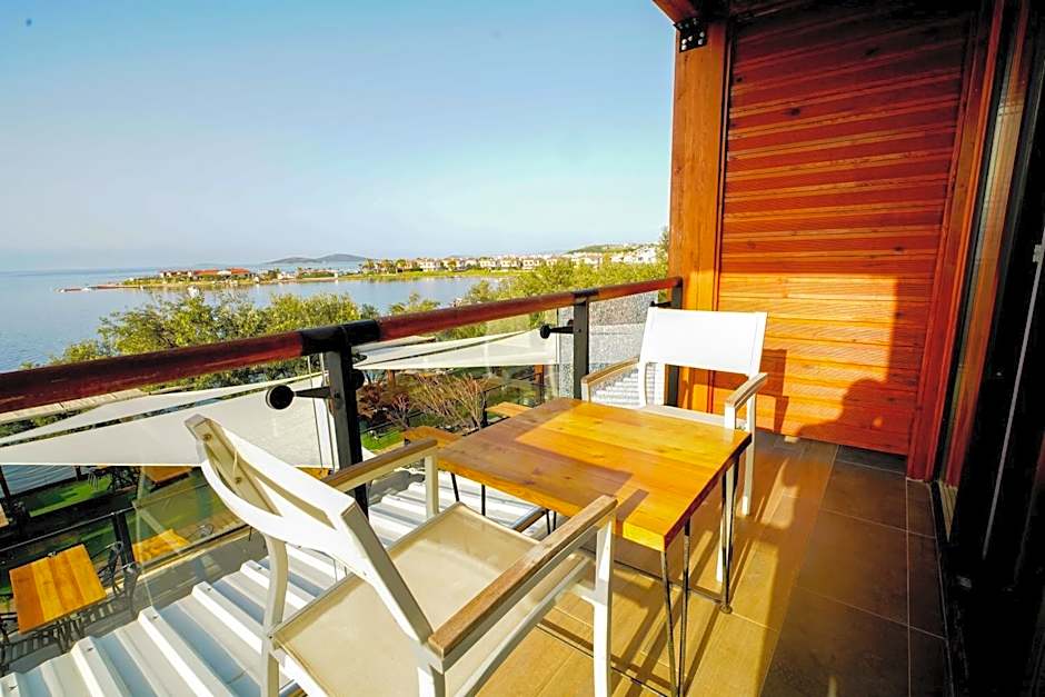 QCUNDA OTEL
