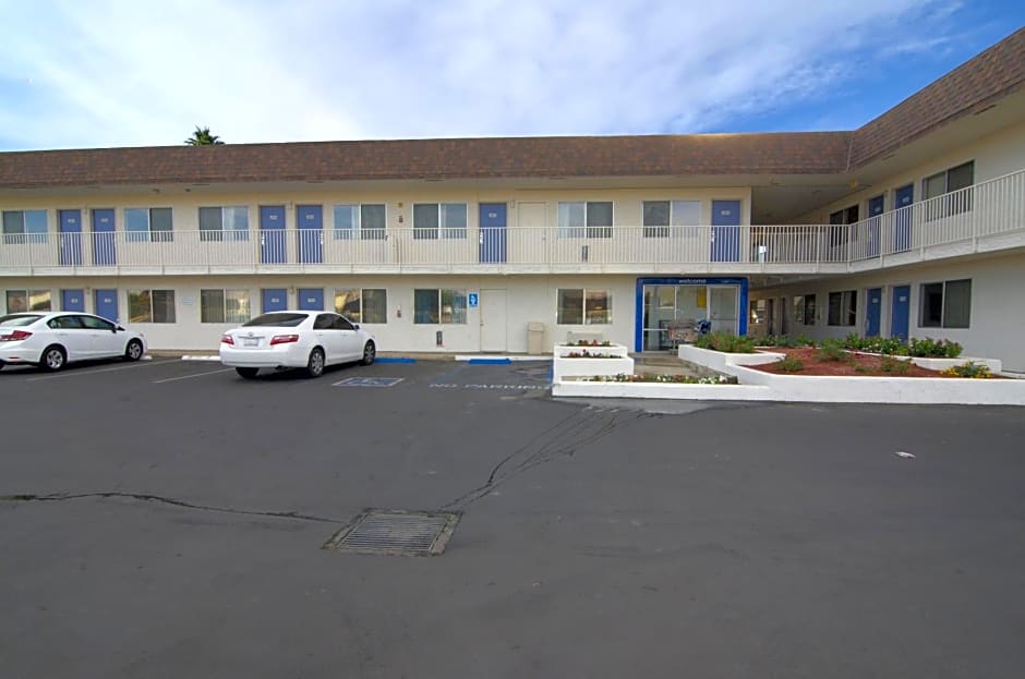 Motel 6-Indio, CA - Palm Springs