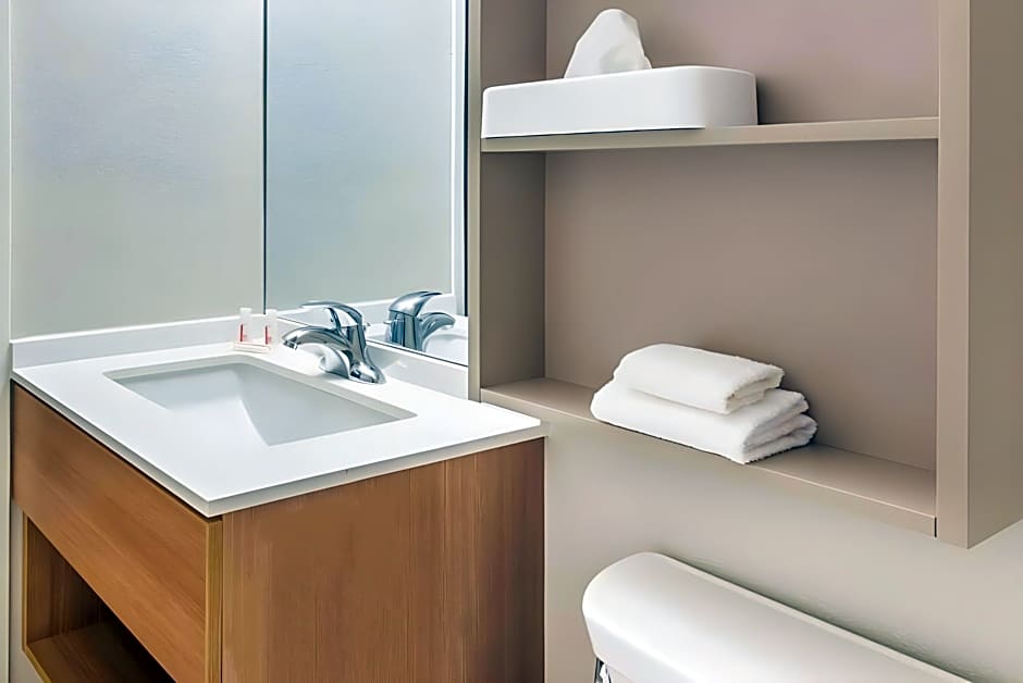 Microtel Inn & Suites by Wyndham Beaver Falls