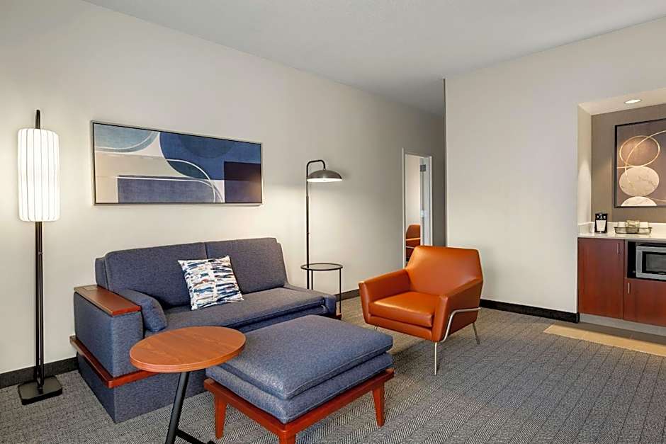 Courtyard by Marriott Minneapolis-St. Paul Airport