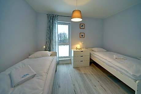 Apartment with Mountain View