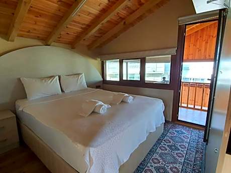 Water Villa Pool + Slide