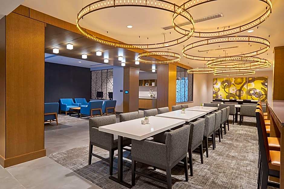 Hilton Des Moines Downtown