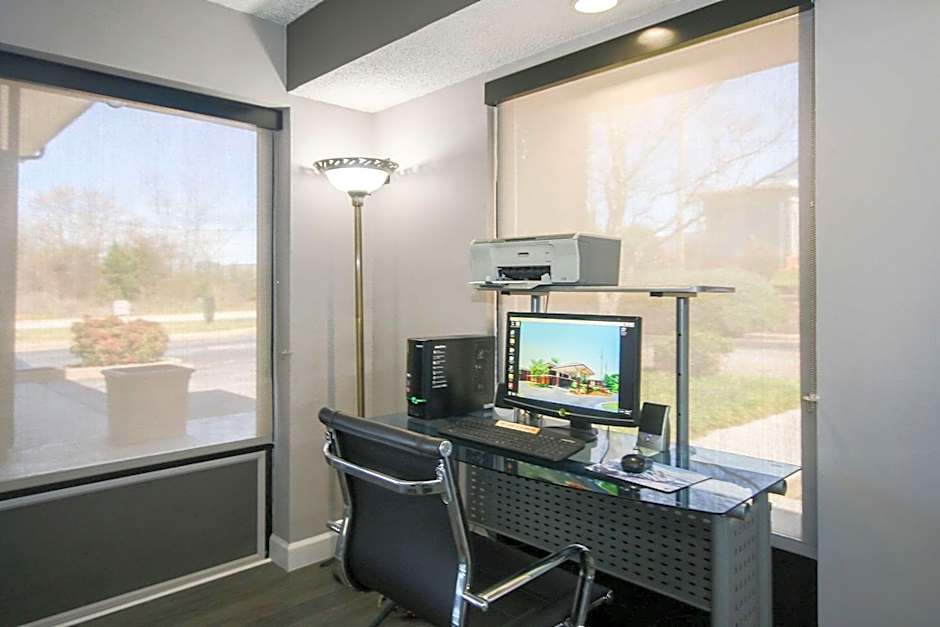 Quality Inn Clinton - Laurens I-26