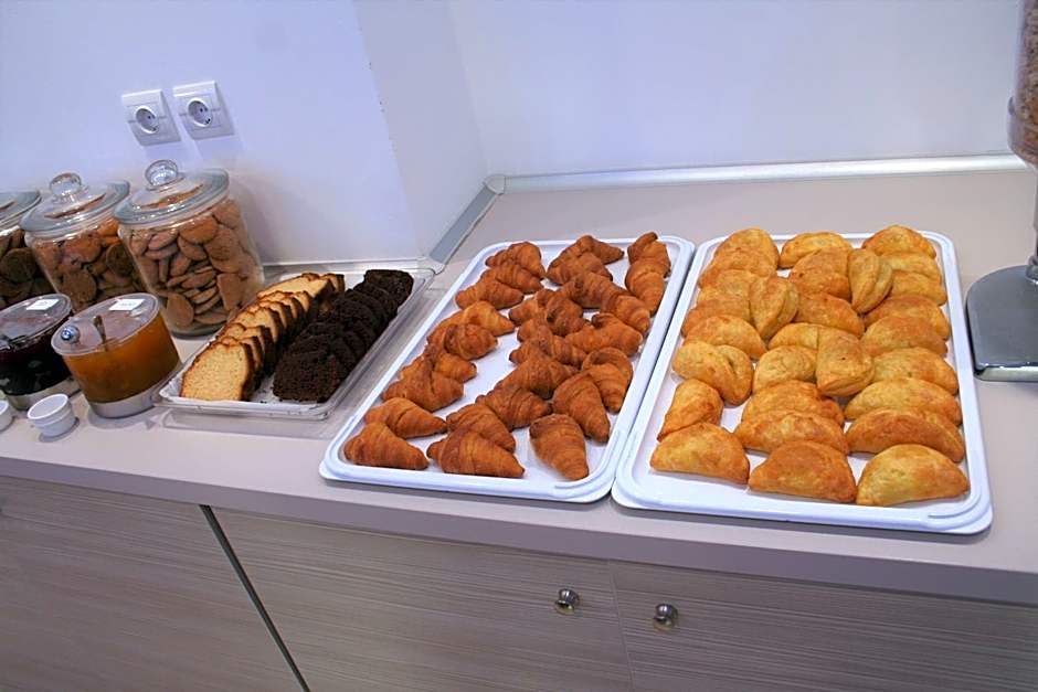 Naiades Marina Hotel