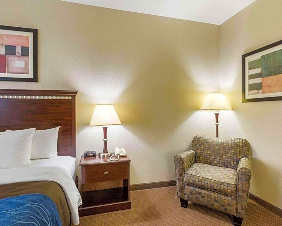 Comfort Inn & Suites Winnie