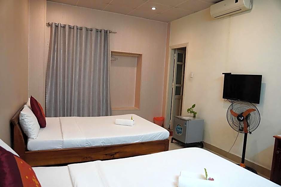 Photo 1 of 10 of Triple Room
