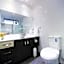 Sandown Regency Hotel & Apartments