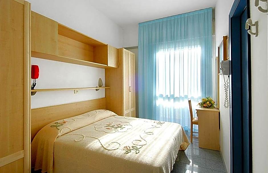 Photo 1 of 3 of 1 Double Bed or 2 Beds, Sea View