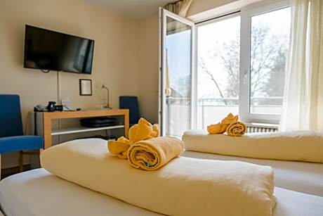 Double Room with Balcony and partial Lake View - Main Building