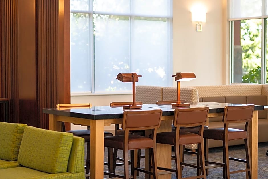 Holiday Inn Express Seattle - Sea-Tac Airport By IHG