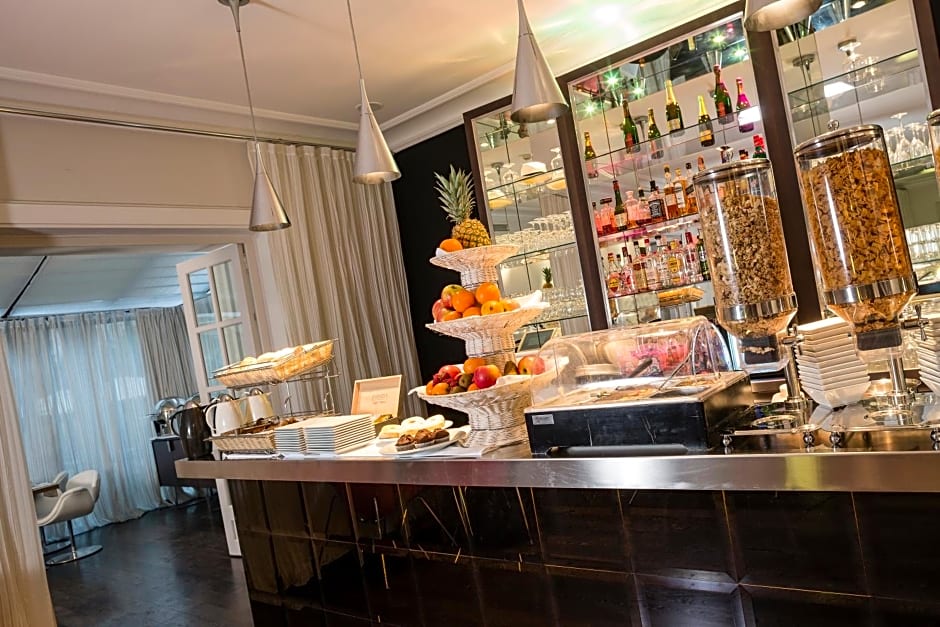 Hotel Le Canberra