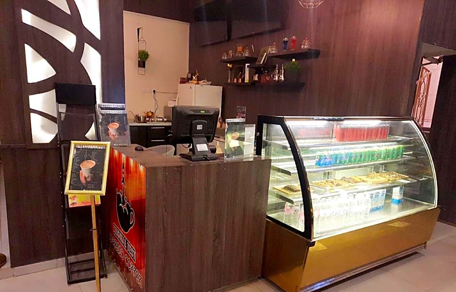 Golden Abha Al Medyaf