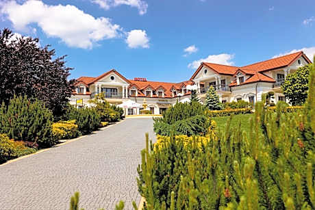 Hotel Restauracja VILLA BOLESTRASZYCE- PRZEMYŚL