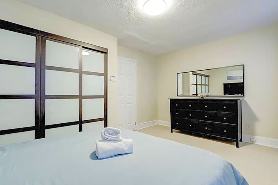 JstLikeHome - Central Suite