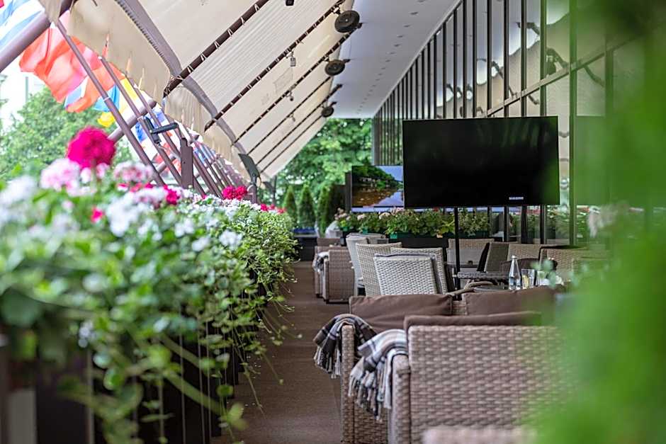 Premier Hotel Dnister