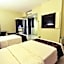 Pose In Hotel Solo