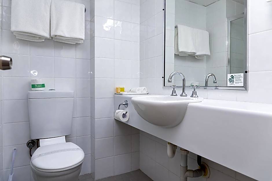 Charbonnier Motor Inn