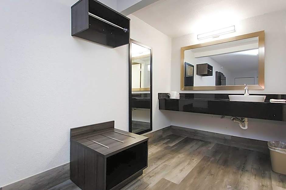 Motel 6 Houston, TX - Medical Center - NRG Stadium