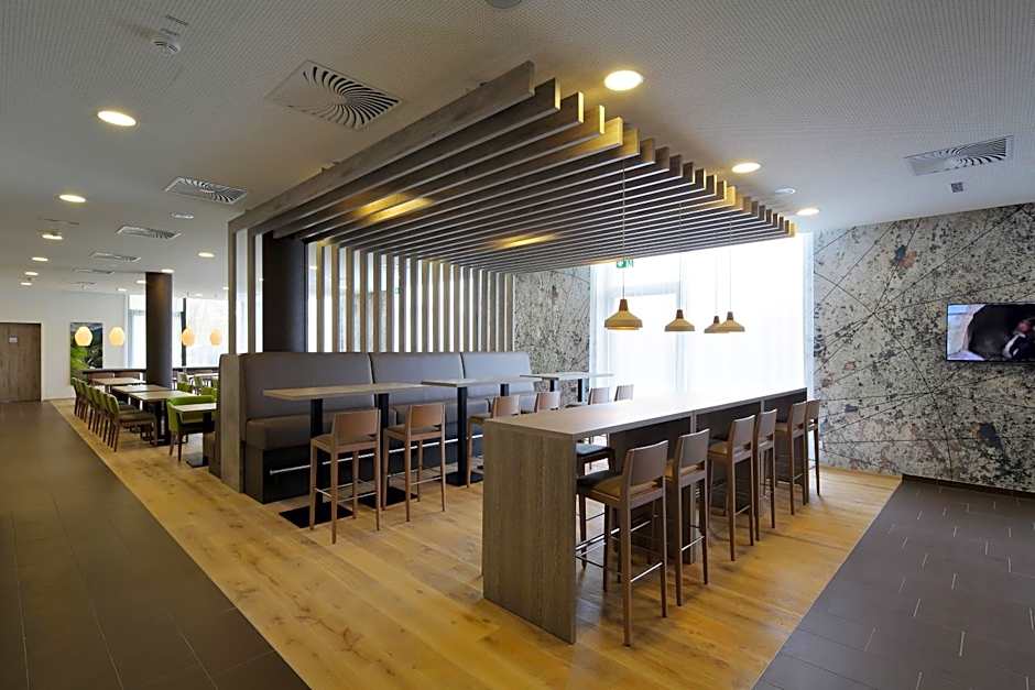 Holiday Inn Express Friedrichshafen By IHG