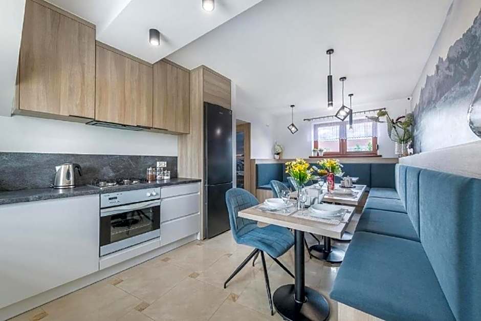 Biały Jeleń z basenem i jacuzzi