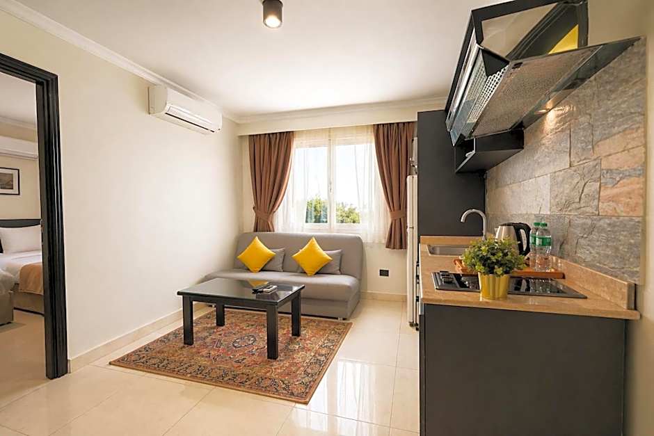 NewCity Hotel & Suites