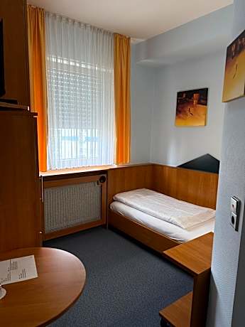 Single Room with Private Bathroom