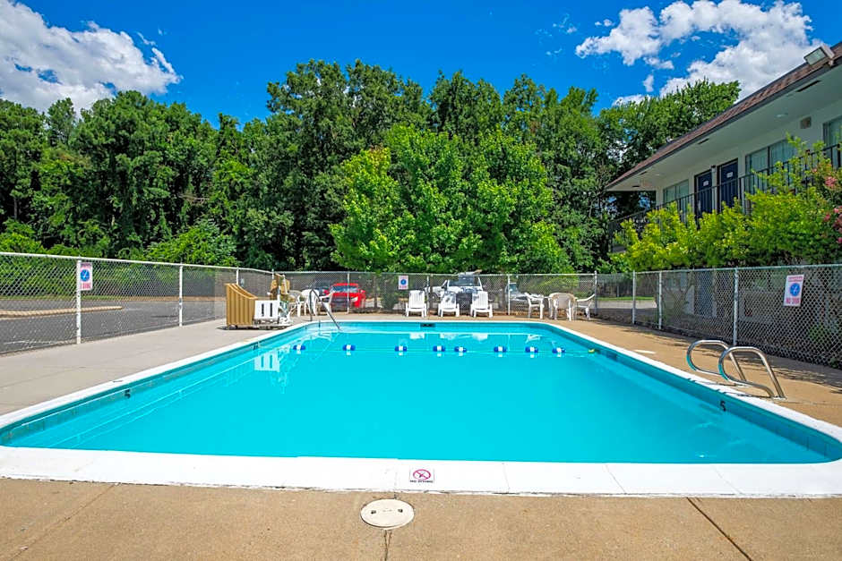 Motel 6-Sandston, VA - Richmond, Va