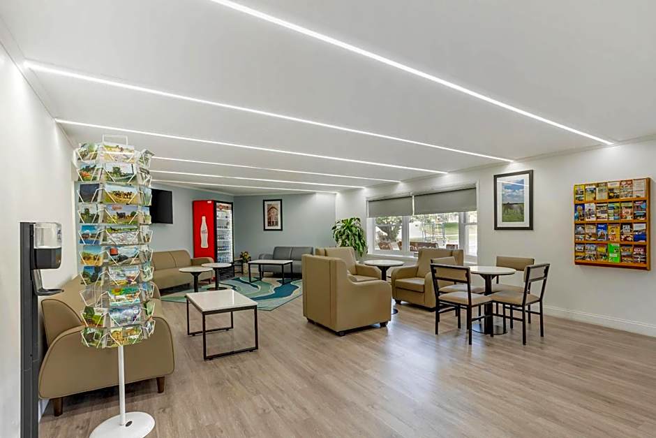 Quality Inn Smoketown - Lancaster Area