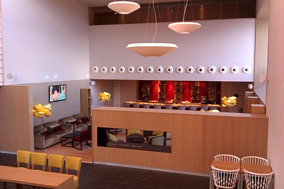 Atenea Port Barcelona Mataro