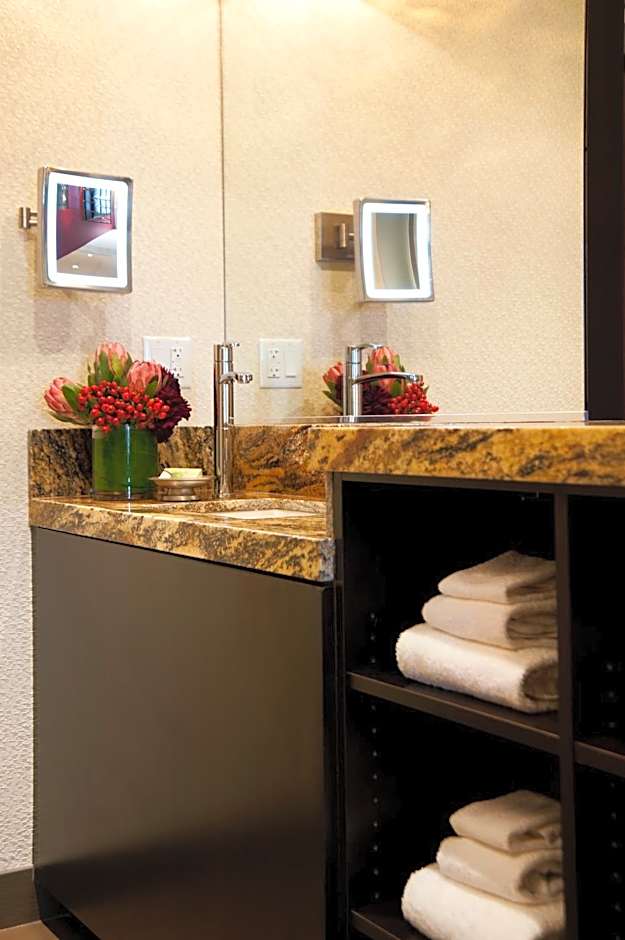 Golden Gate Hotel And Casino