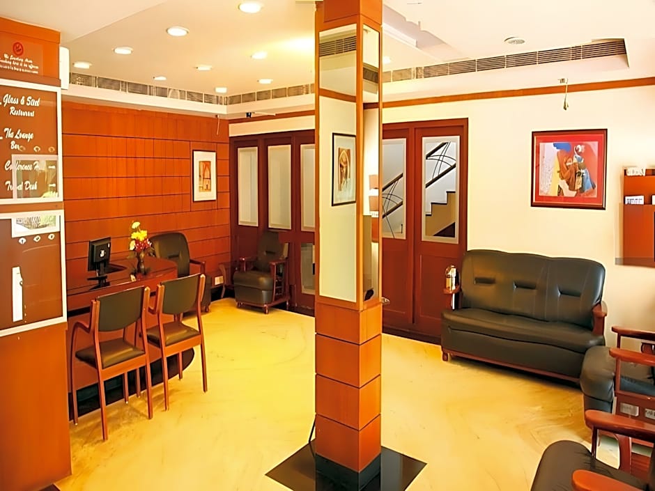 Hotel Highway Garden