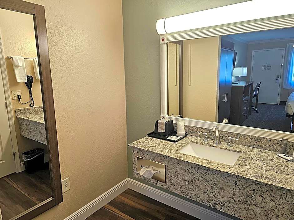 Roadstar Hotel Zephyrhills