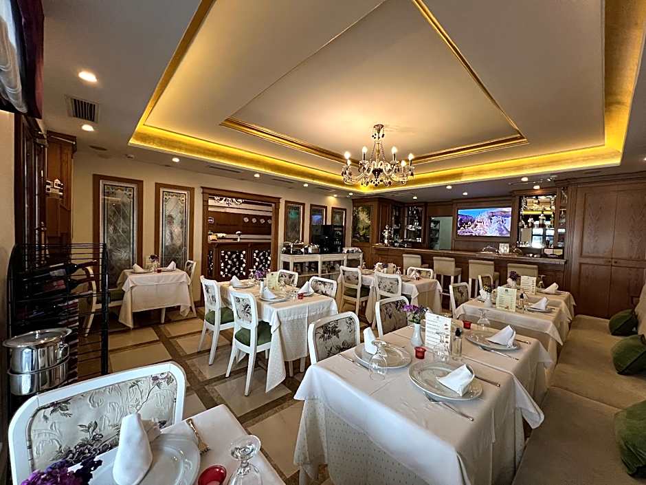 GLK PREMIER Regency Suites & Spa