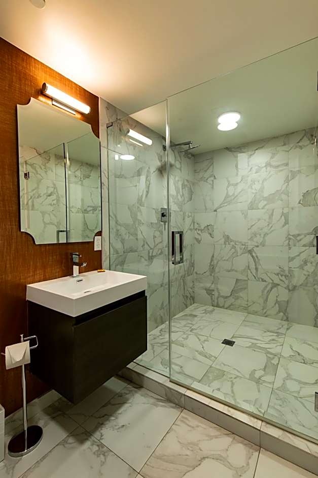 The Lexi Las Vegas - 21 and over Hotel