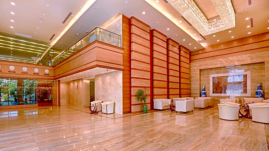 Photo 1 of 50 of Jasmine Palace Hotel