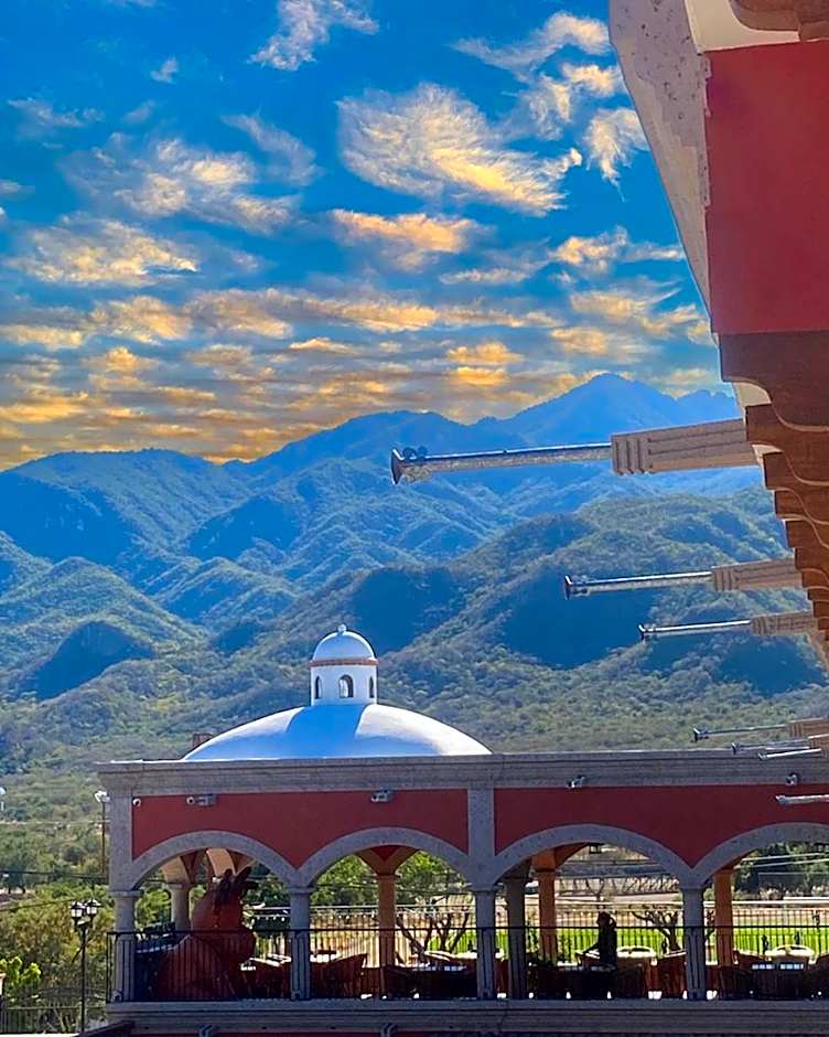 Hotel Real de los Alamos