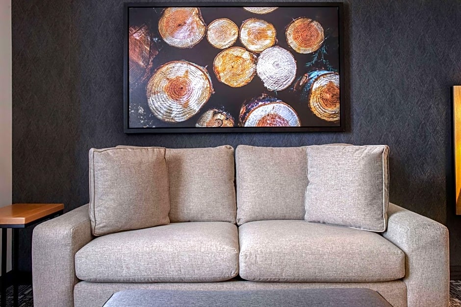 Ramada by Wyndham Cochrane