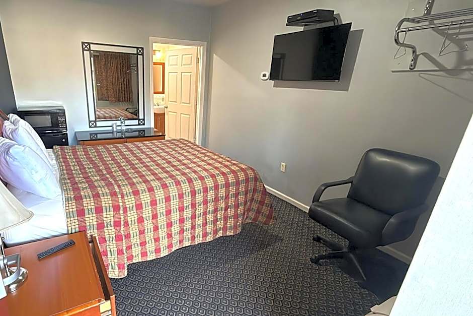 At 9 Motel Near Freehold I-195