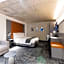 The Londoner Hotel St. Julian's