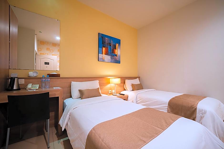 Photo 1 of 5 of Superior 2 Beds