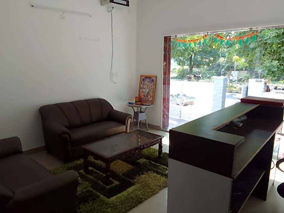 Hotel Rajvanshi By WB Inn