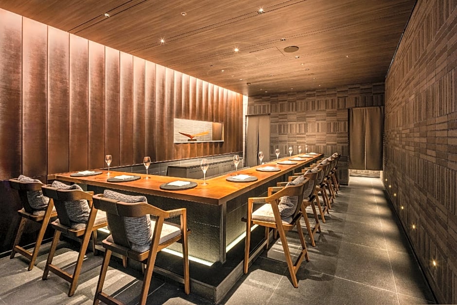 TIAD, Autograph Collection