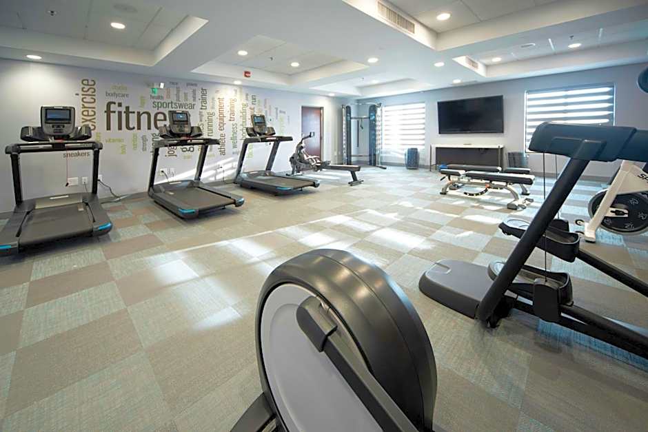 Four Points by Sheraton Fayetteville Fort Liberty