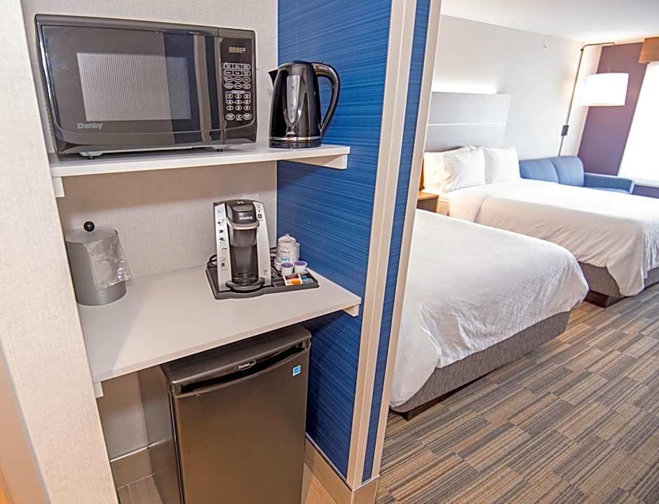 Holiday Inn Express Red Deer North By IHG