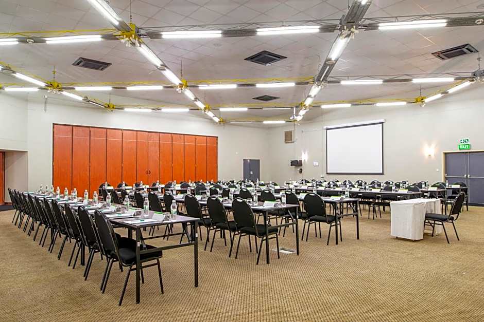 Holiday Inn Bulawayo Hotel By IHG