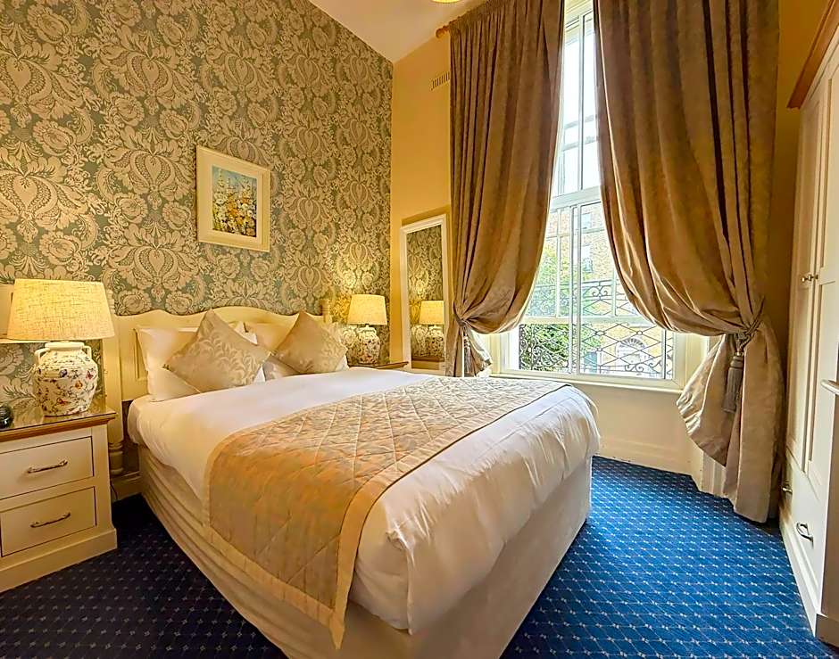 Baggot Court Townhouse