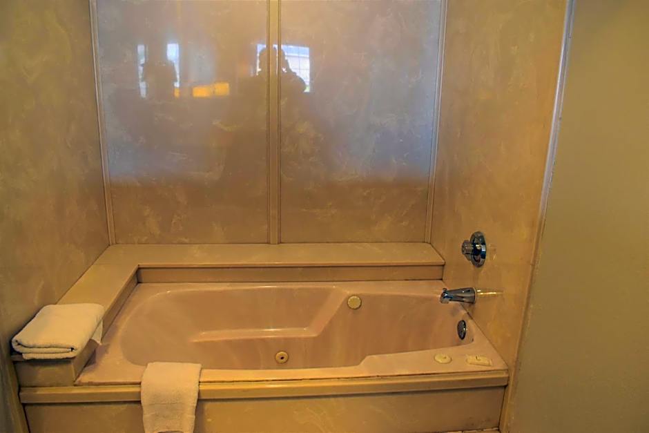 Days Inn by Wyndham Nacogdoches/SFA University/Downtown